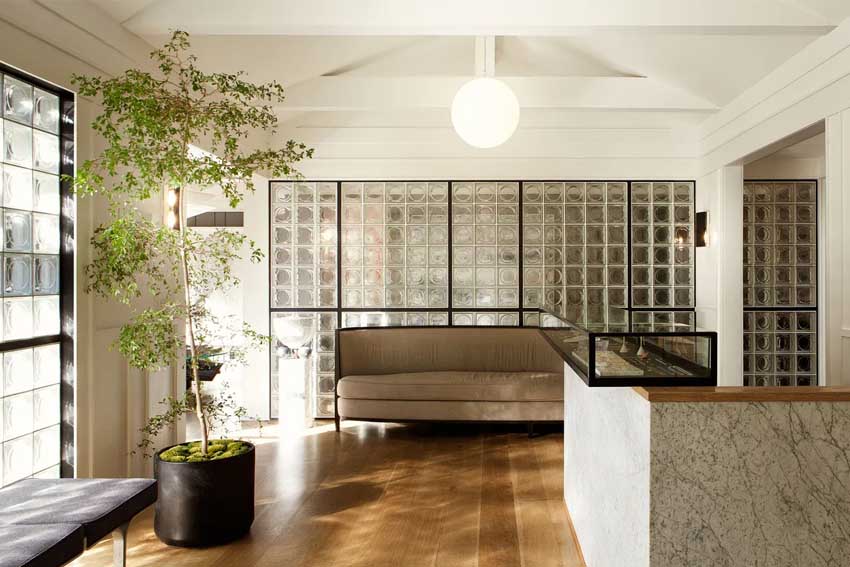 با شفافیت بازی کنید