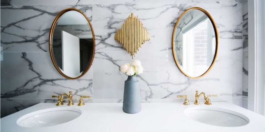 نصب آینه های اکریلیک