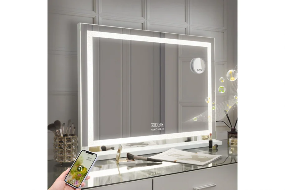 آینه روشویی هالیوودی در مقابل آینه نواری